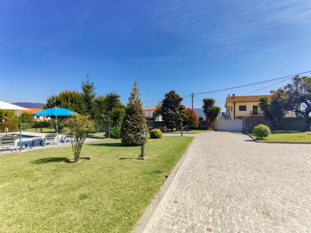 Casa Largo Do Porto - Country House With Swimming Pool Віана-ду-Каштелу Екстер'єр фото