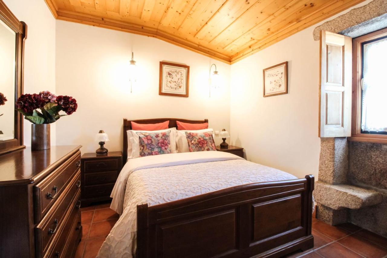 Casa Largo Do Porto - Country House With Swimming Pool Віана-ду-Каштелу Екстер'єр фото